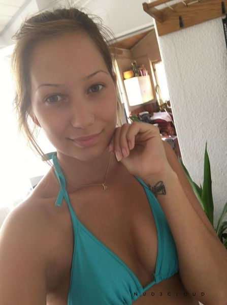 [Image: 108093752_X3zh78krn0ww.jpg]