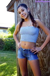 [Image: 129162409_Lovely-Alazai.com_-_Set_25_19.jpg]