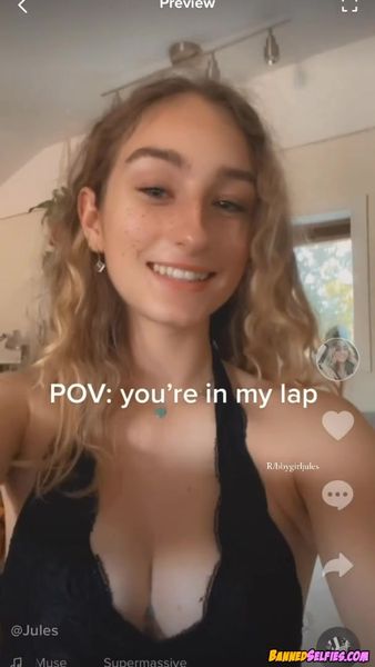 Laci &#8211; Quick Tease Shy Young Girl On Instagram