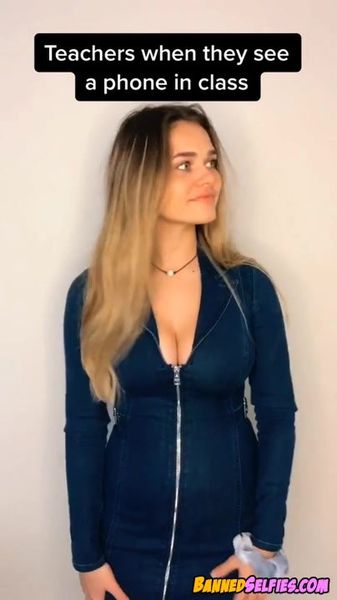 Emilia – Babe Talked Into Nude Selfie By Complete Stranger