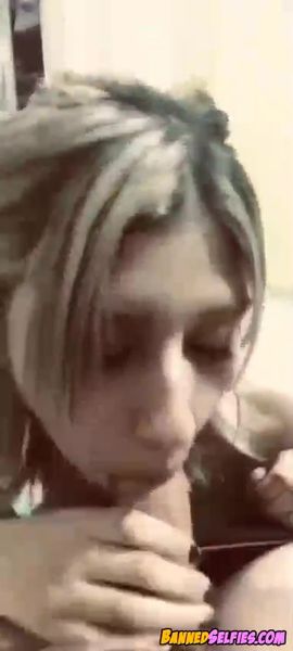 Litzy – 19 Years College Girl Epic Nude Selfie On Tiktok